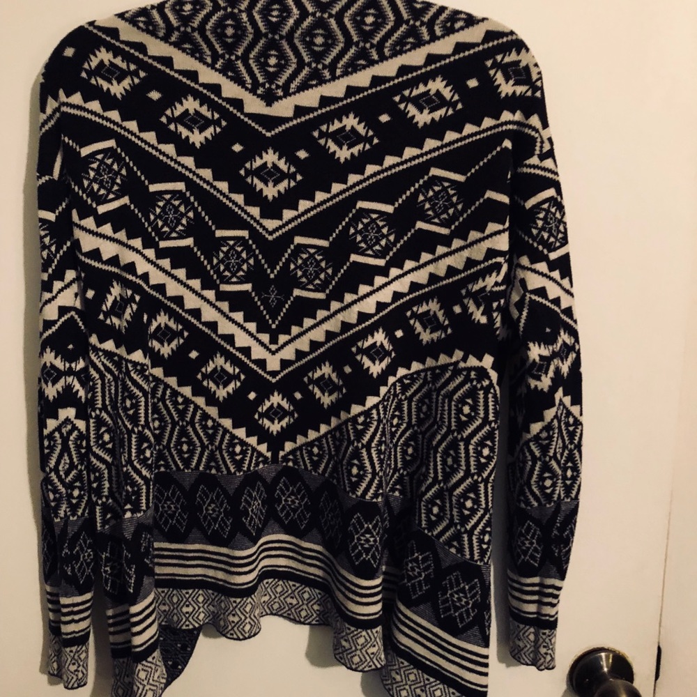 ๐ Pattern Cardigan ๐ - Picture 3 of 3